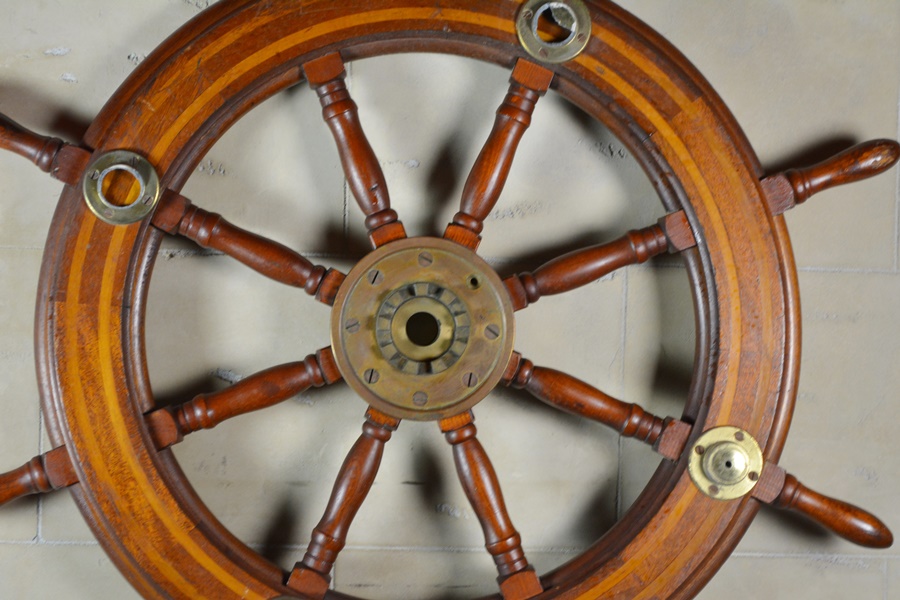 Large Ships Wheel