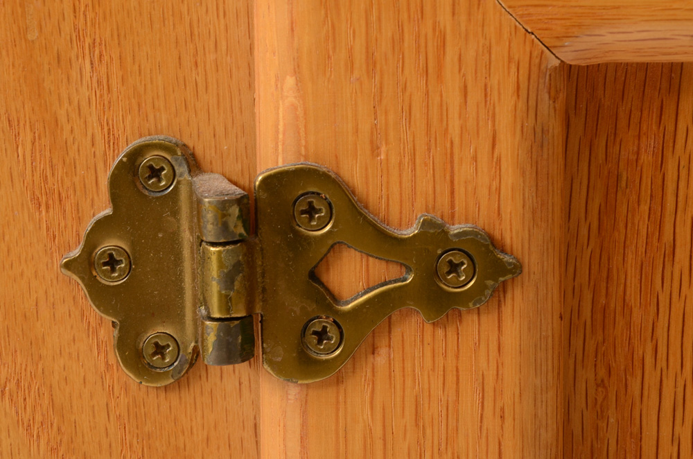 Oak Ice Box End Table