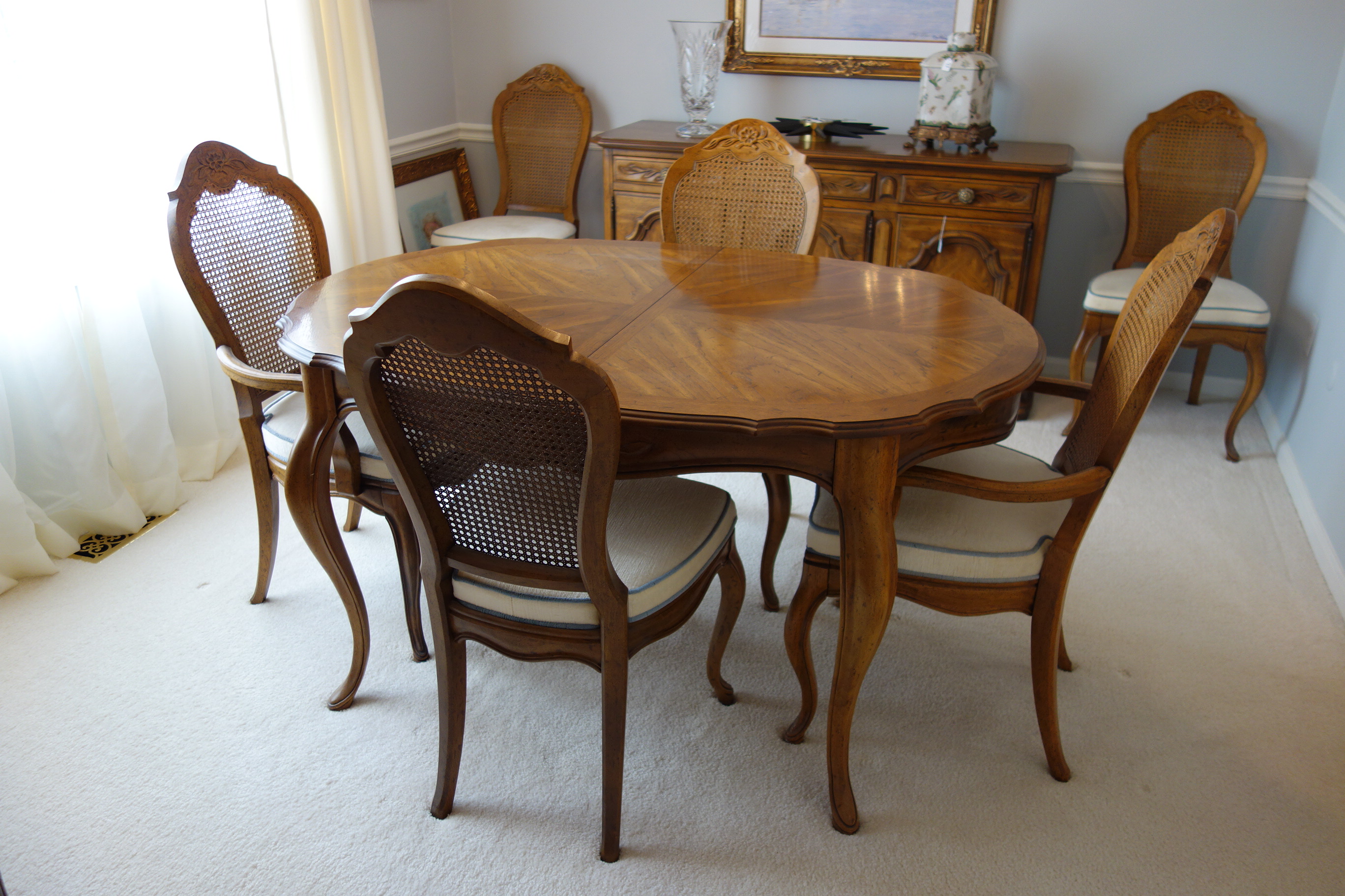 Drexel French Provincial Style Dining Table and Six Chairs