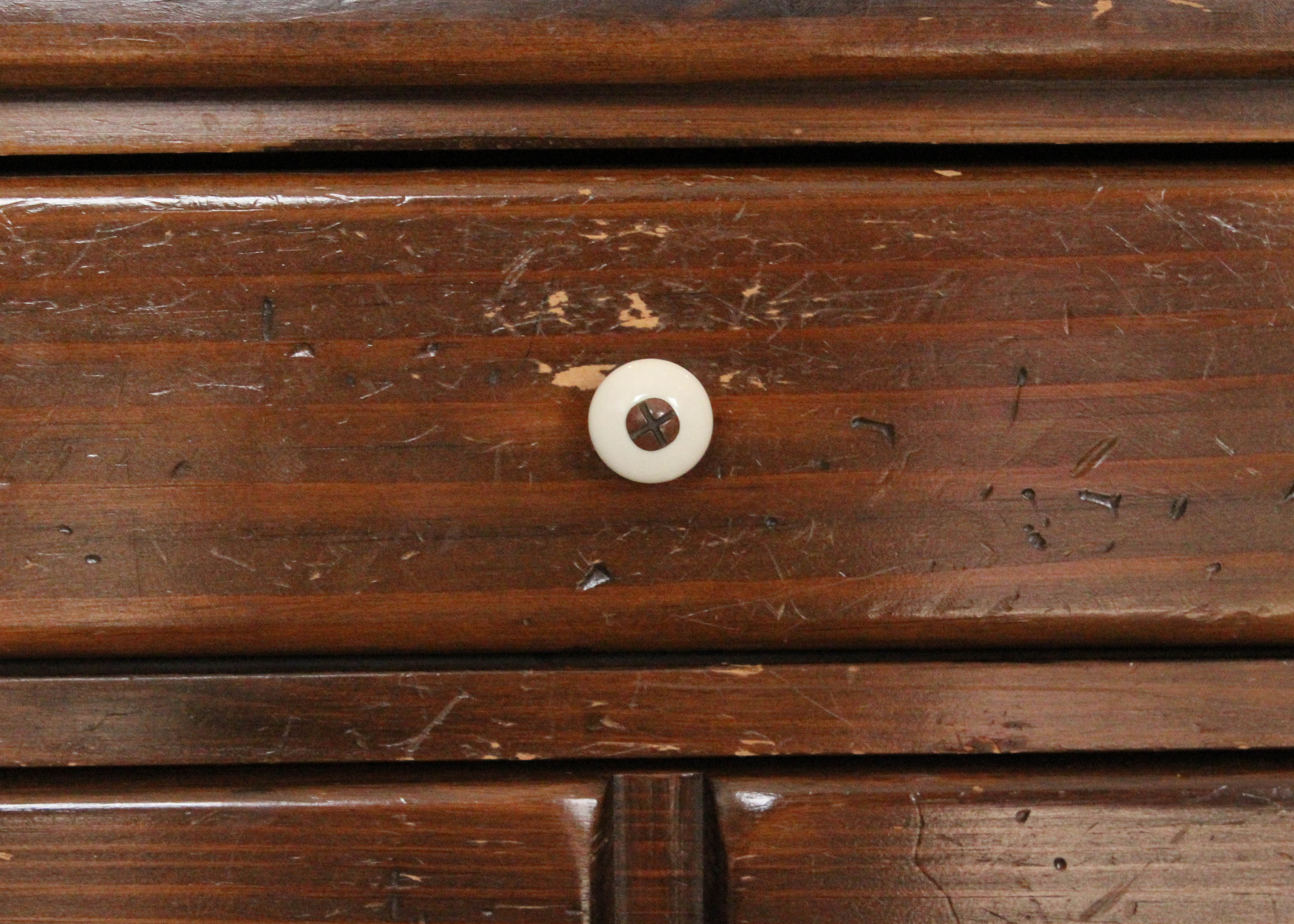 Dark Oak Ethan Allen "American Traditions" Hutch