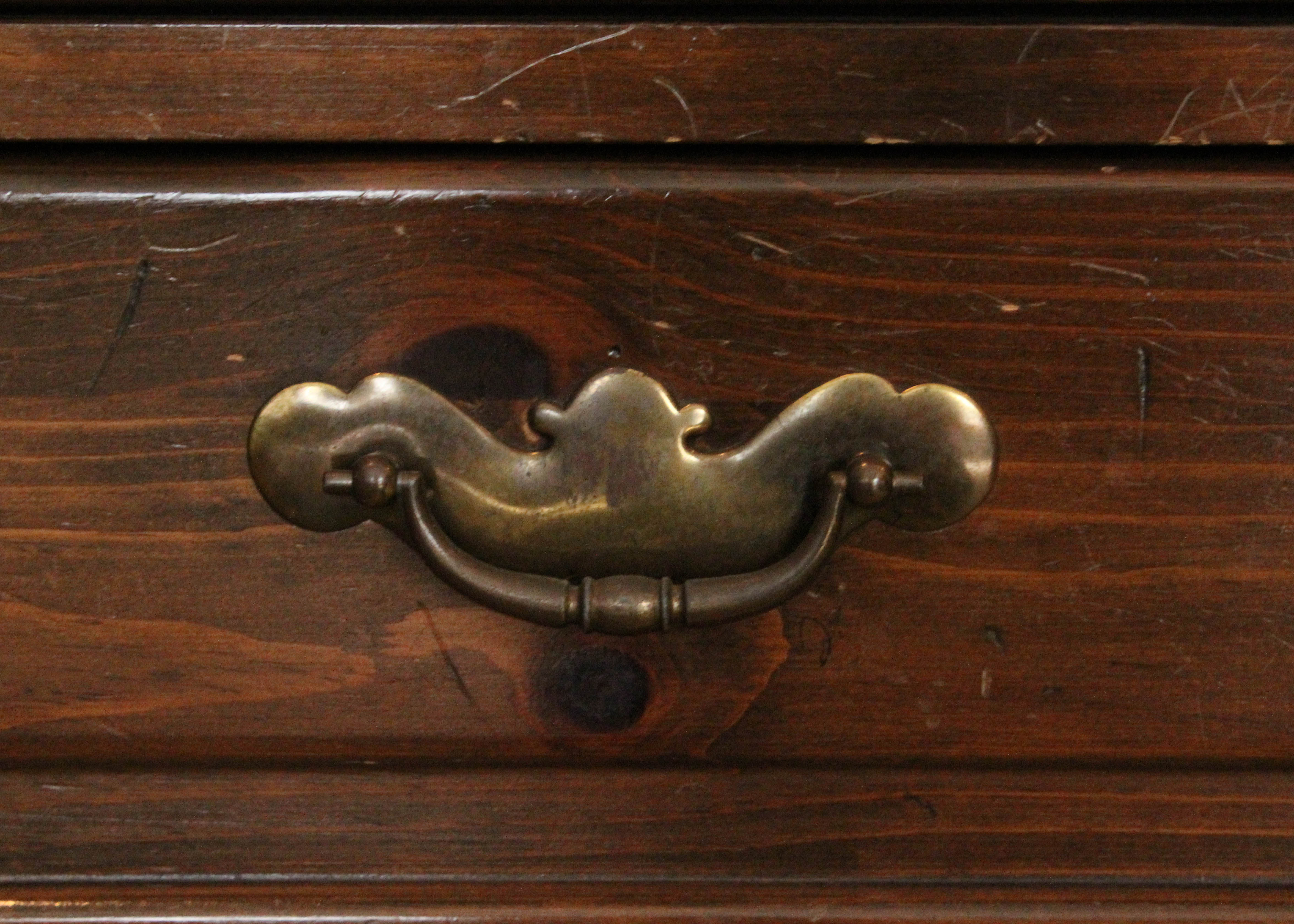 Dark Oak Ethan Allen "American Traditions" Hutch