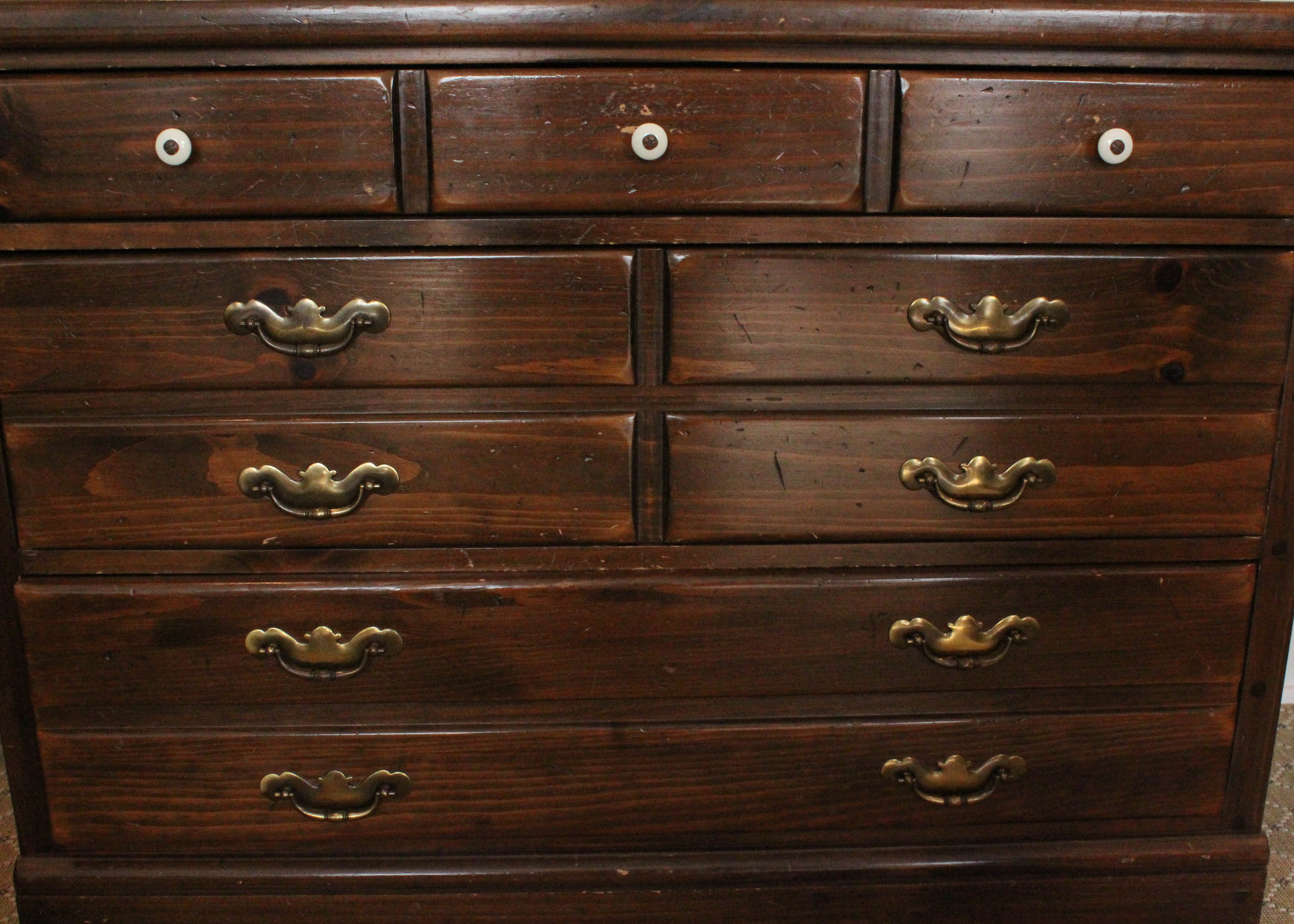 Dark Oak Ethan Allen "American Traditions" Hutch