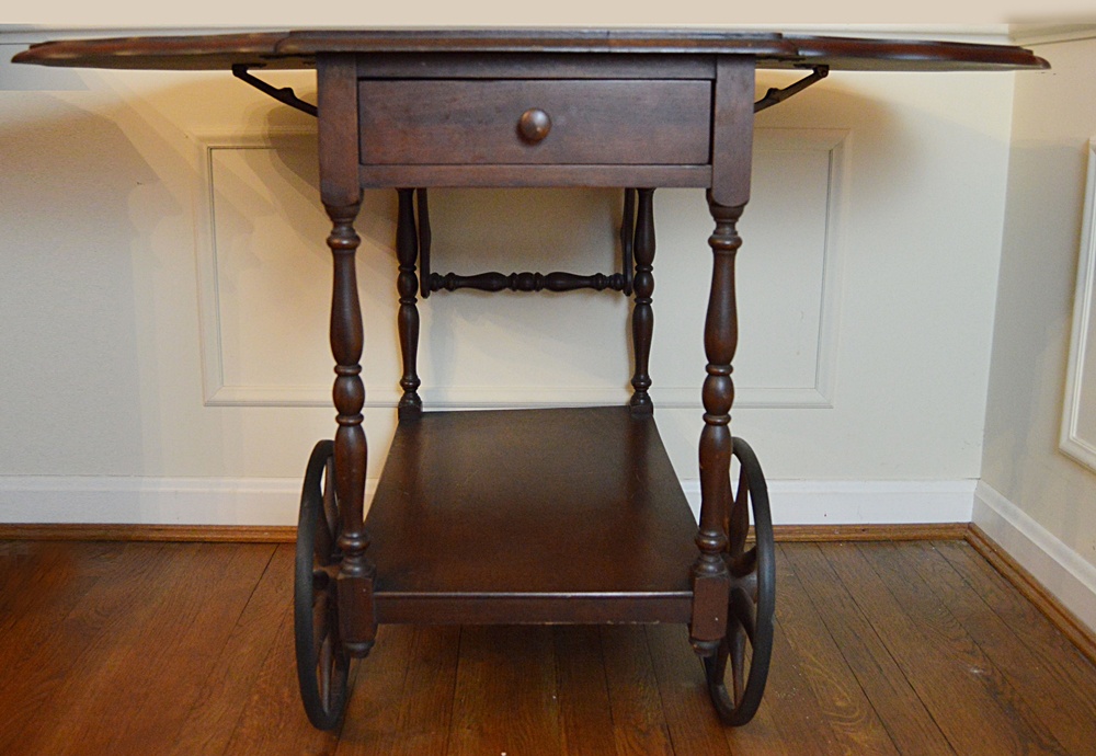 Vintage Colonial Style Mahogany Tea Cart