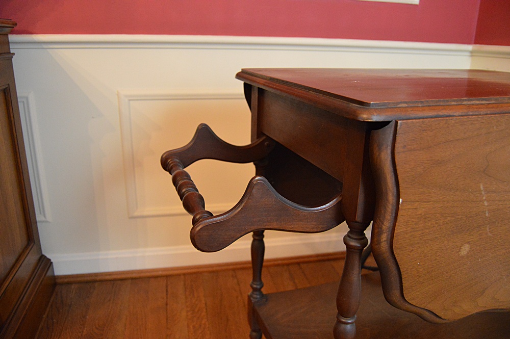 Vintage Colonial Style Mahogany Tea Cart
