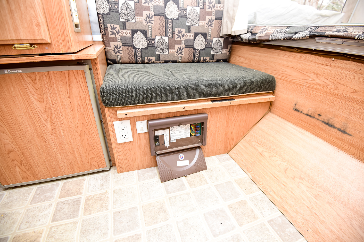 2006 Rockwood Freedom Pop Up Camper