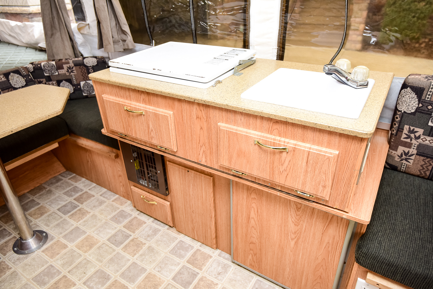 2006 Rockwood Freedom Pop Up Camper