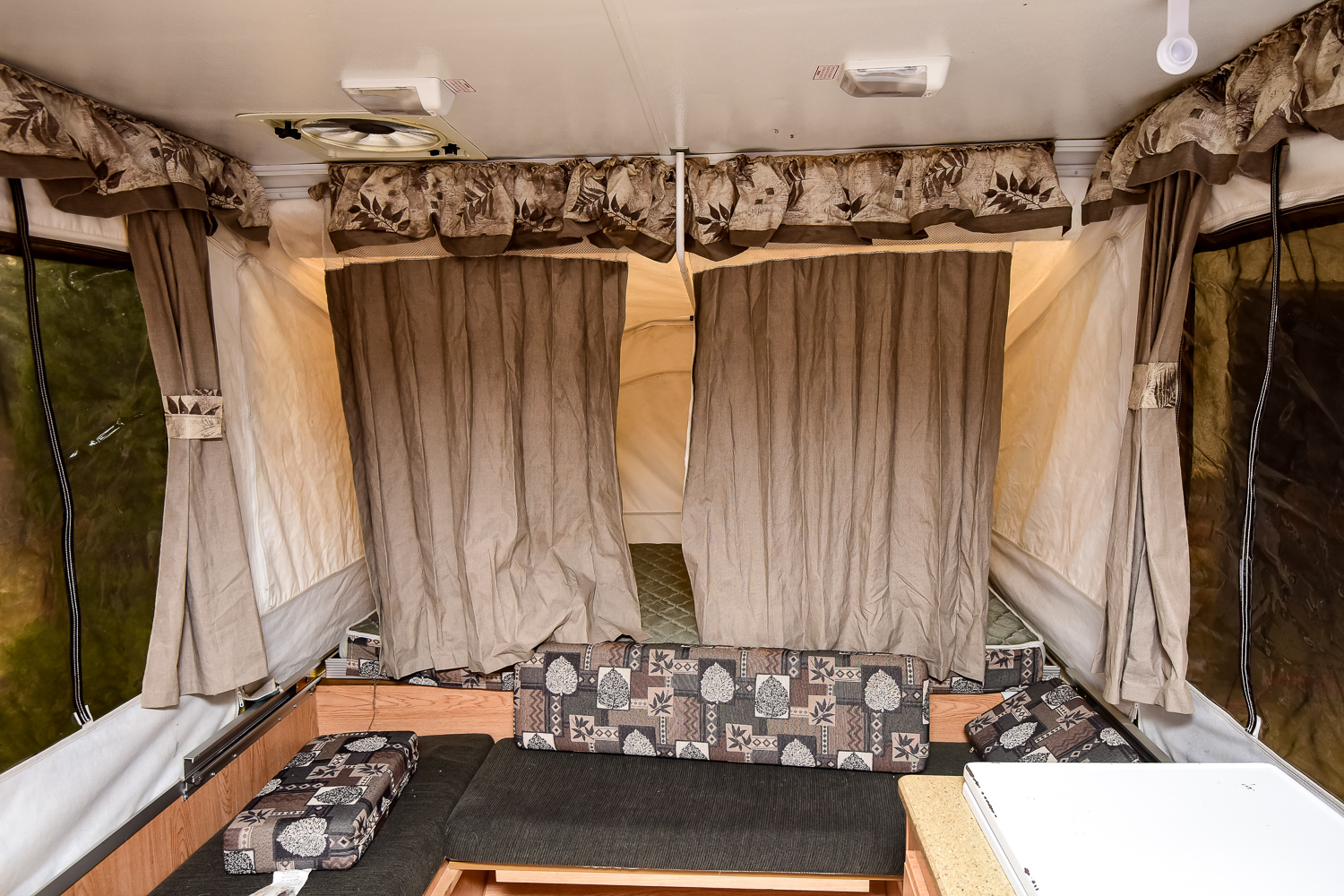 2006 Rockwood Freedom Pop Up Camper