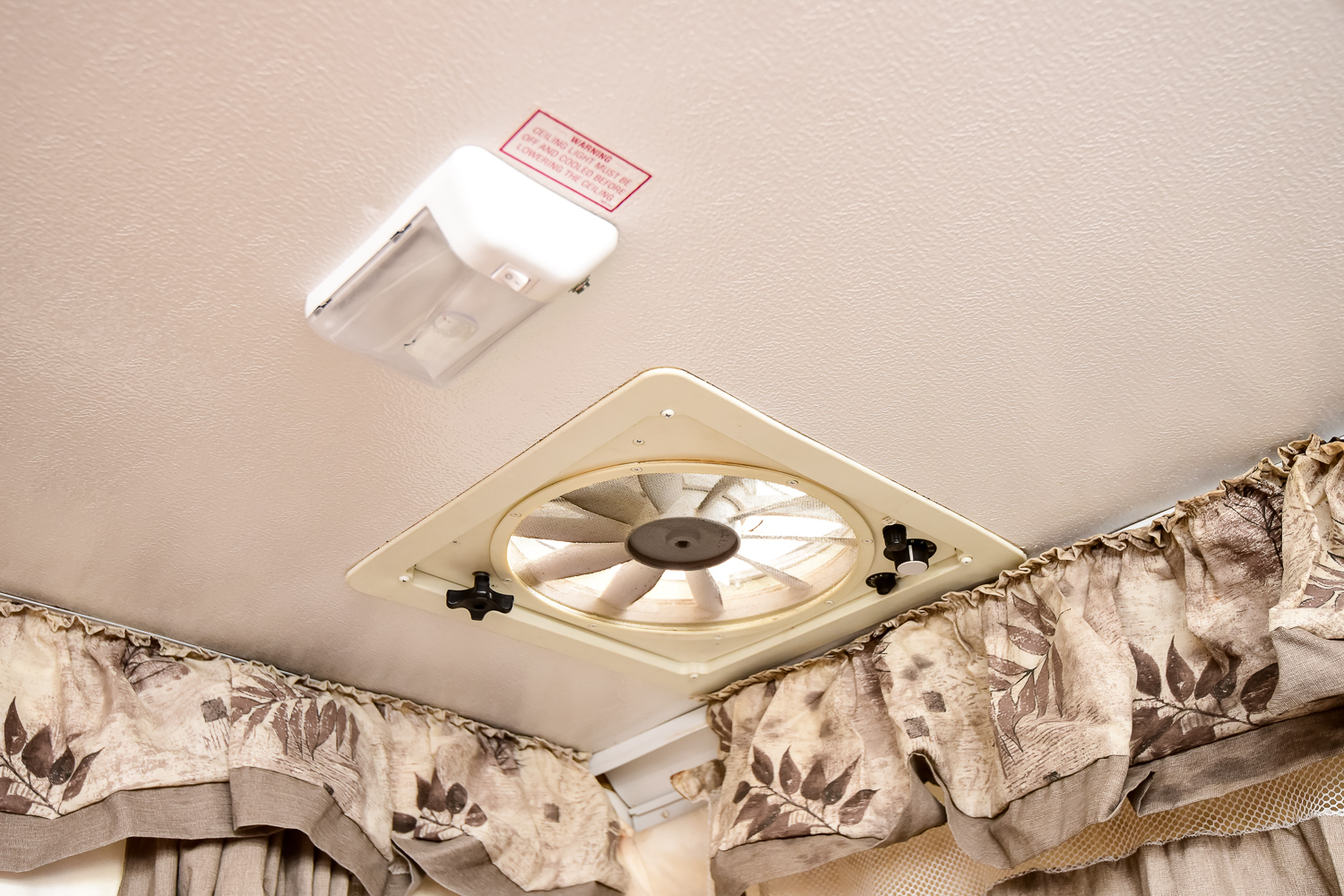 2006 Rockwood Freedom Pop Up Camper