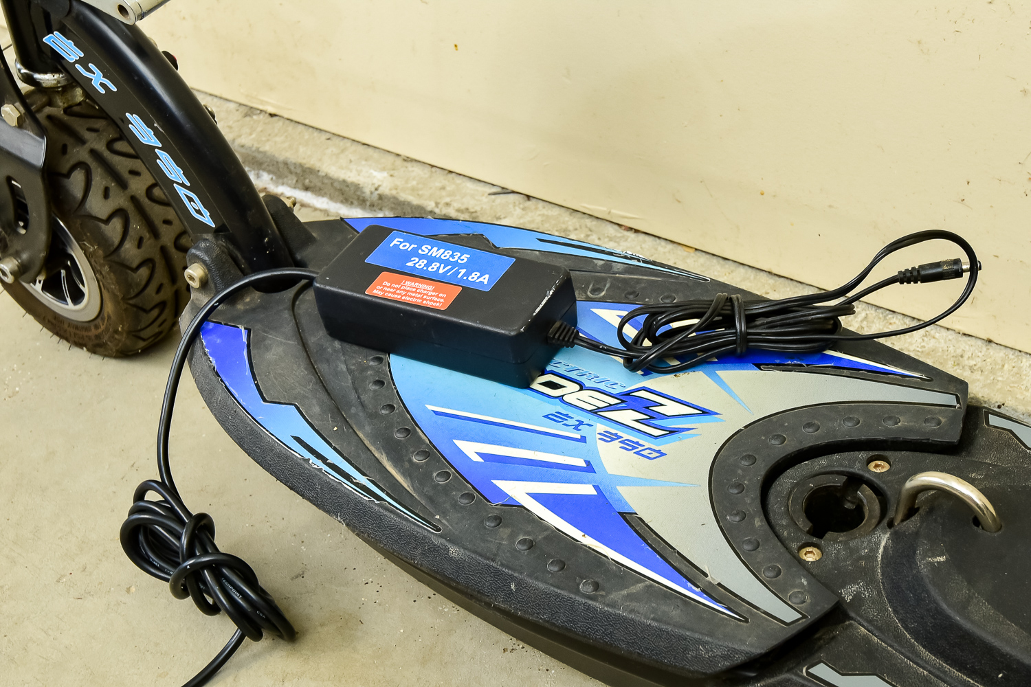 Electric Bladez EX 350 Scooter