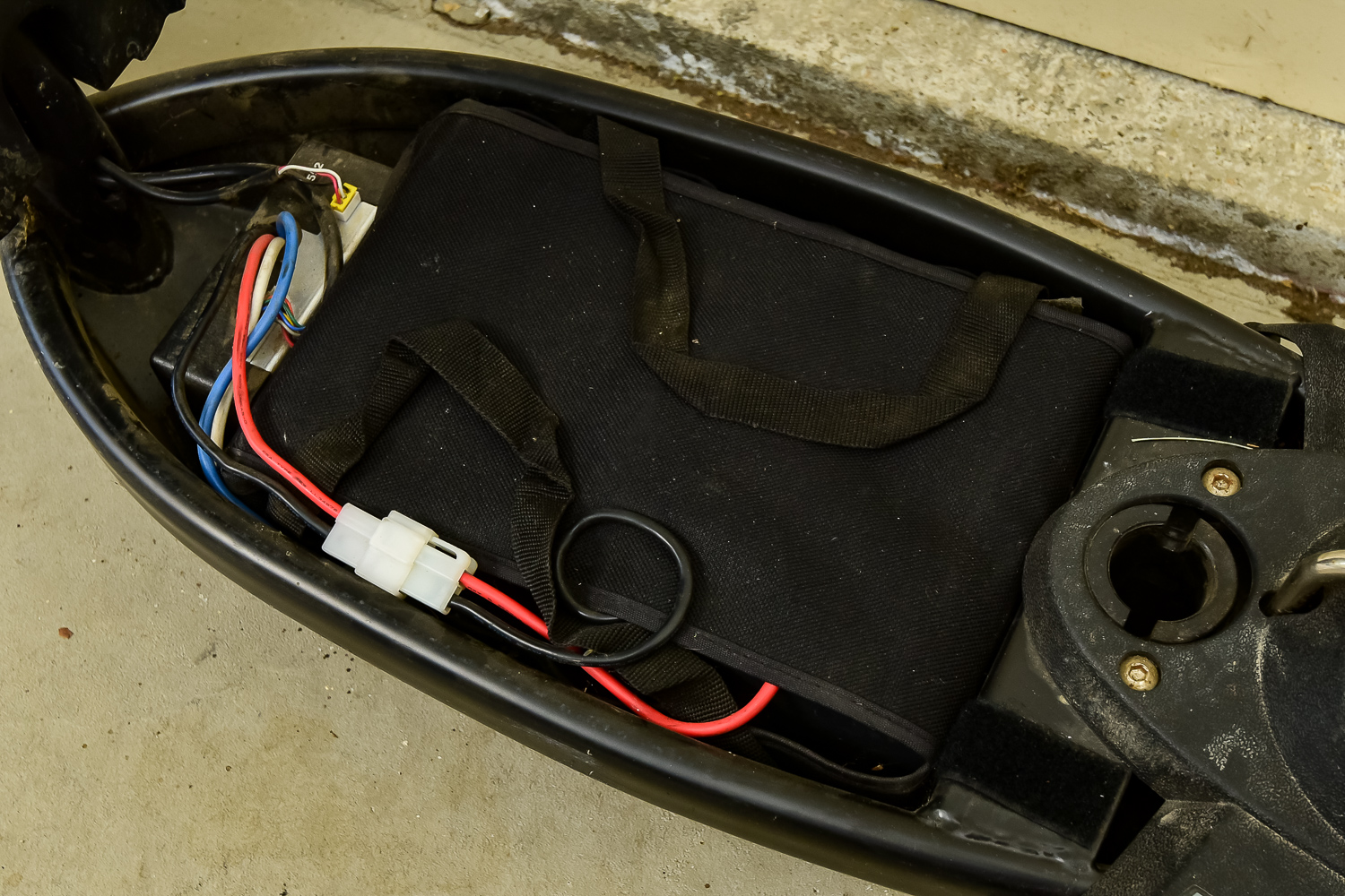 Electric Bladez EX 350 Scooter