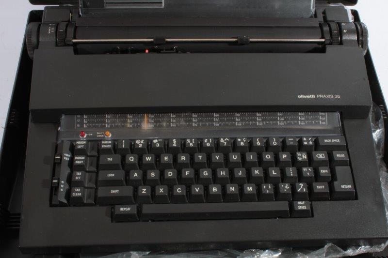 Praxis Olivetti Electric Typewriter