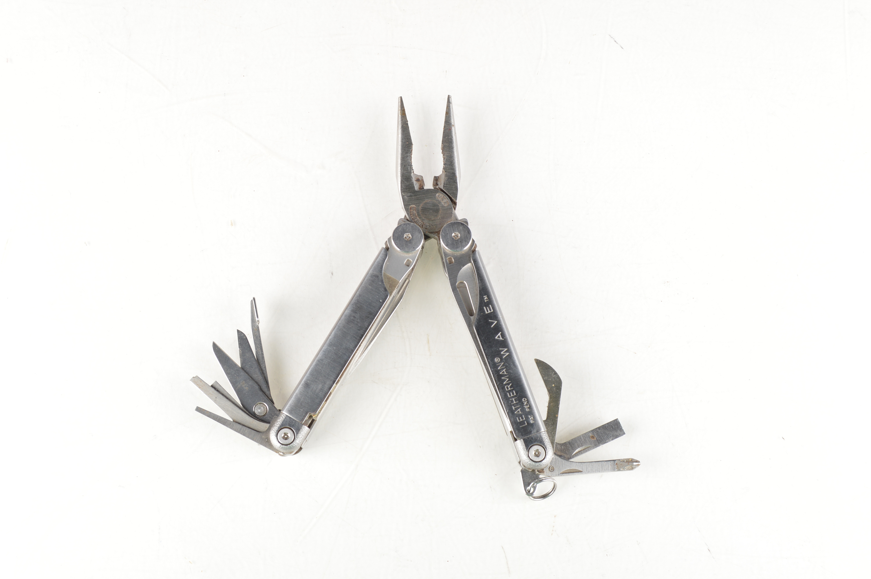 Leatherman "Wave" Folding Multi Tool with Sheath