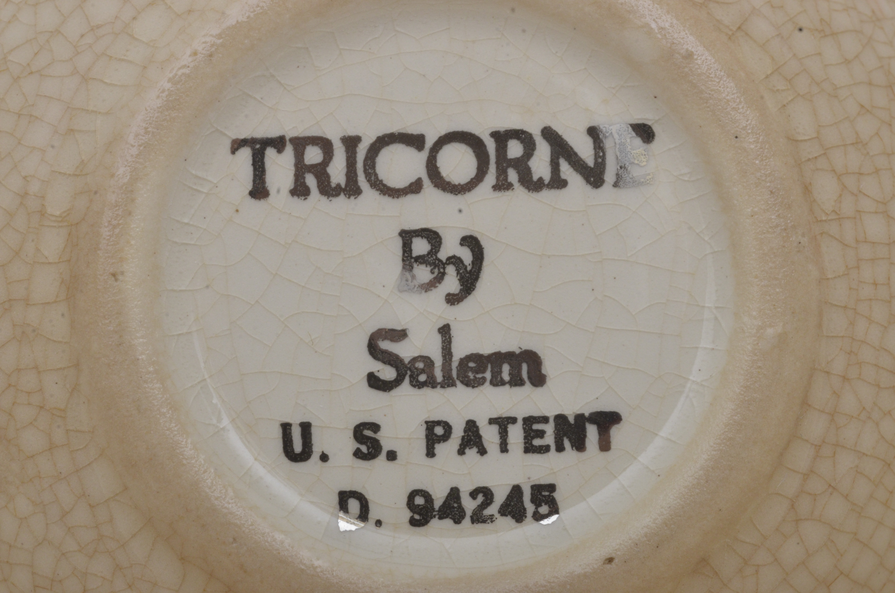 Atomic Art Deco Salem "Tricorne" Mandarin China Set