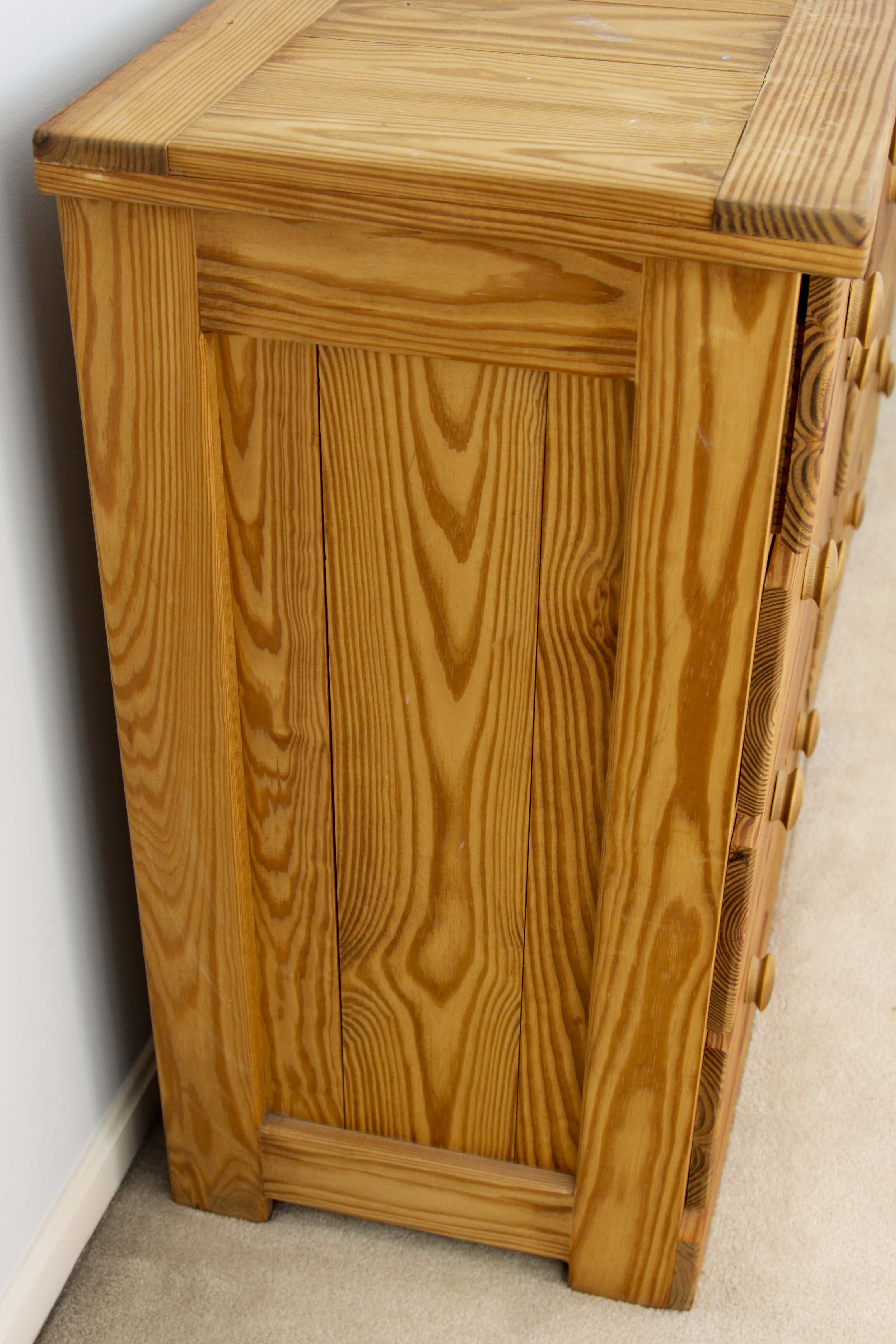 Pair of Pine Wood Chest of Drawers