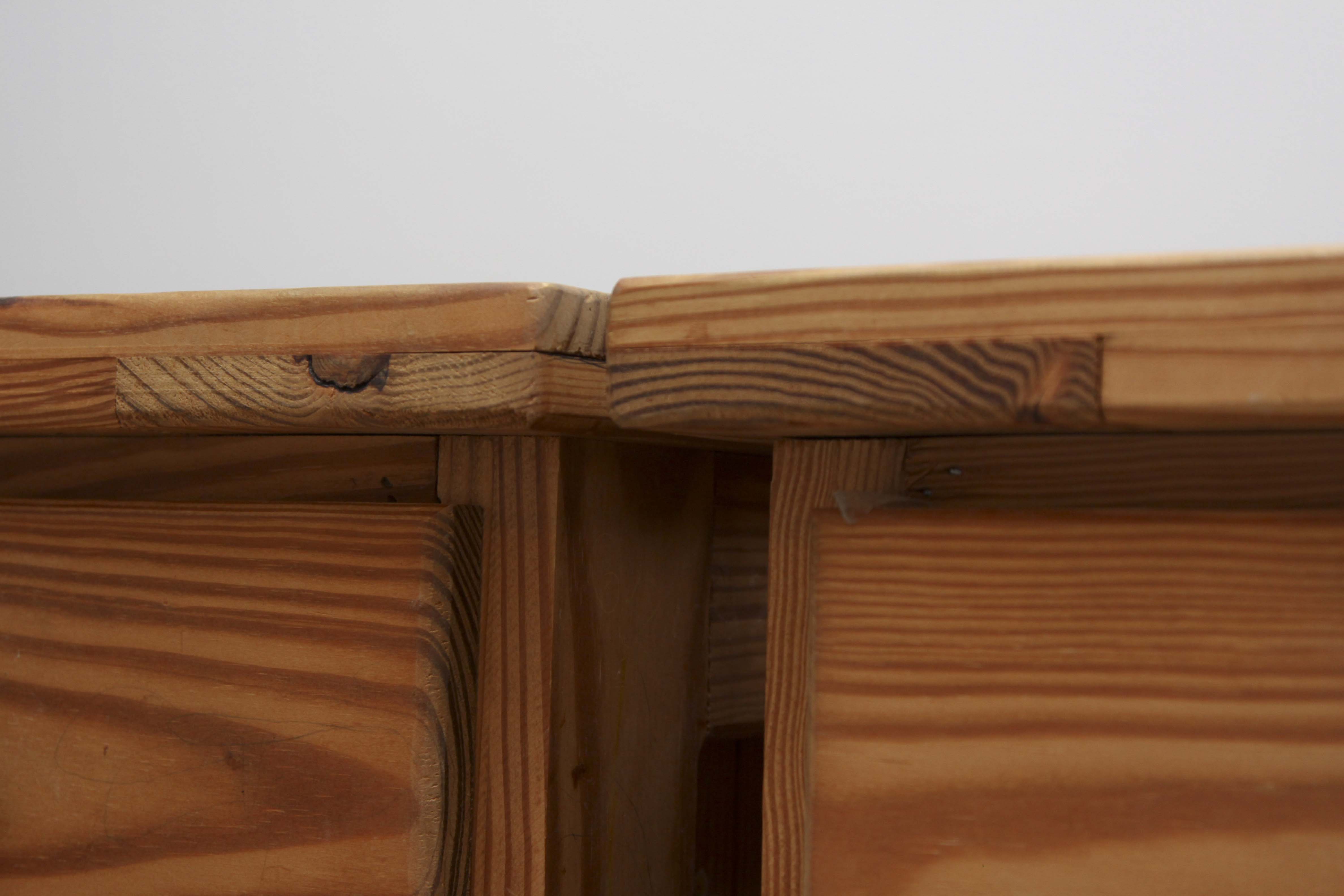 Pair of Pine Wood Chest of Drawers