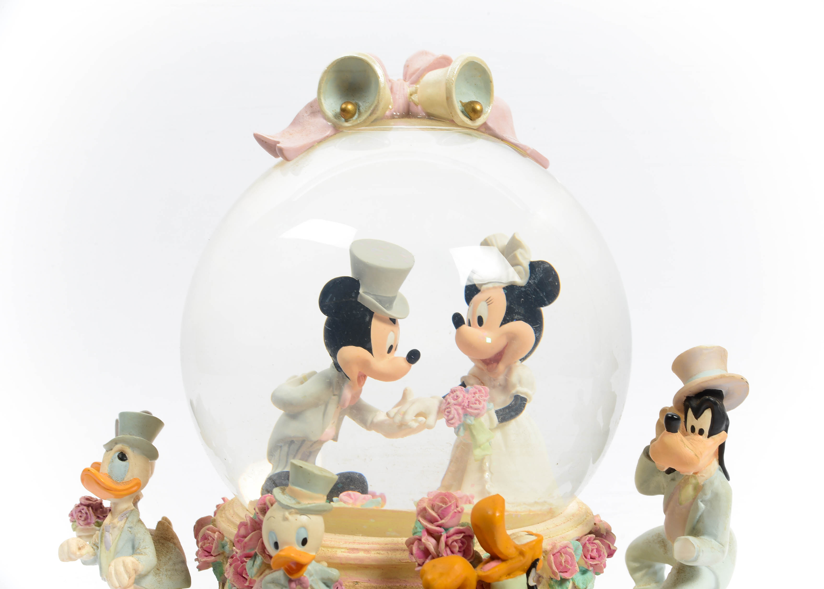 1998 Retired Disney Mickey and Minnie Marriage Musical Snow Globe