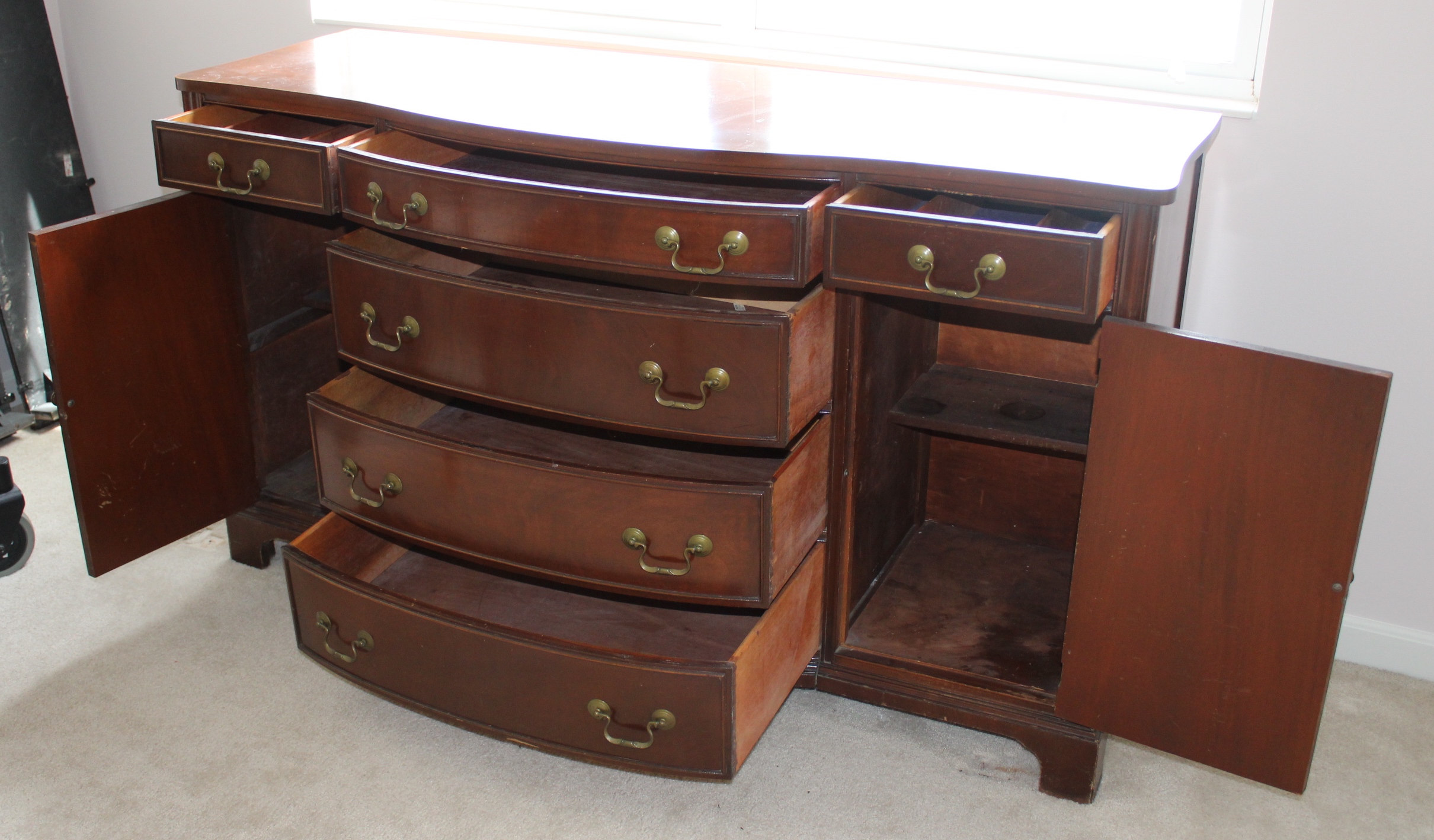 Vintage Thomasville Duncan Phyfe Style Buffet