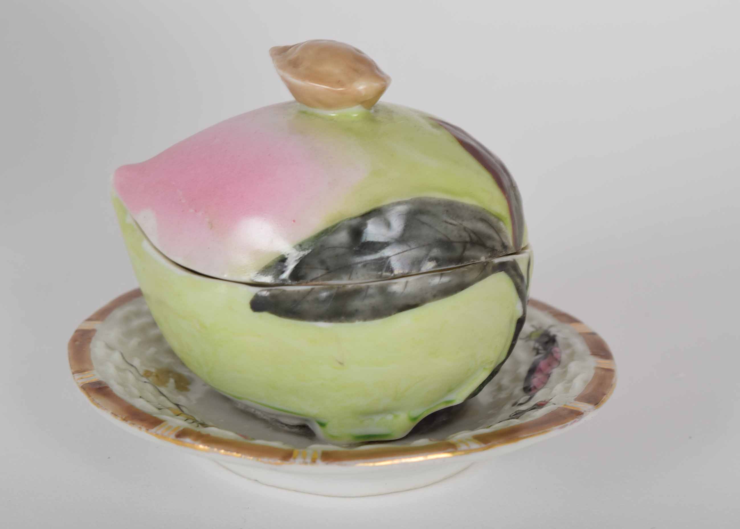 Fruit and Vegetable Themed Tableware Collection