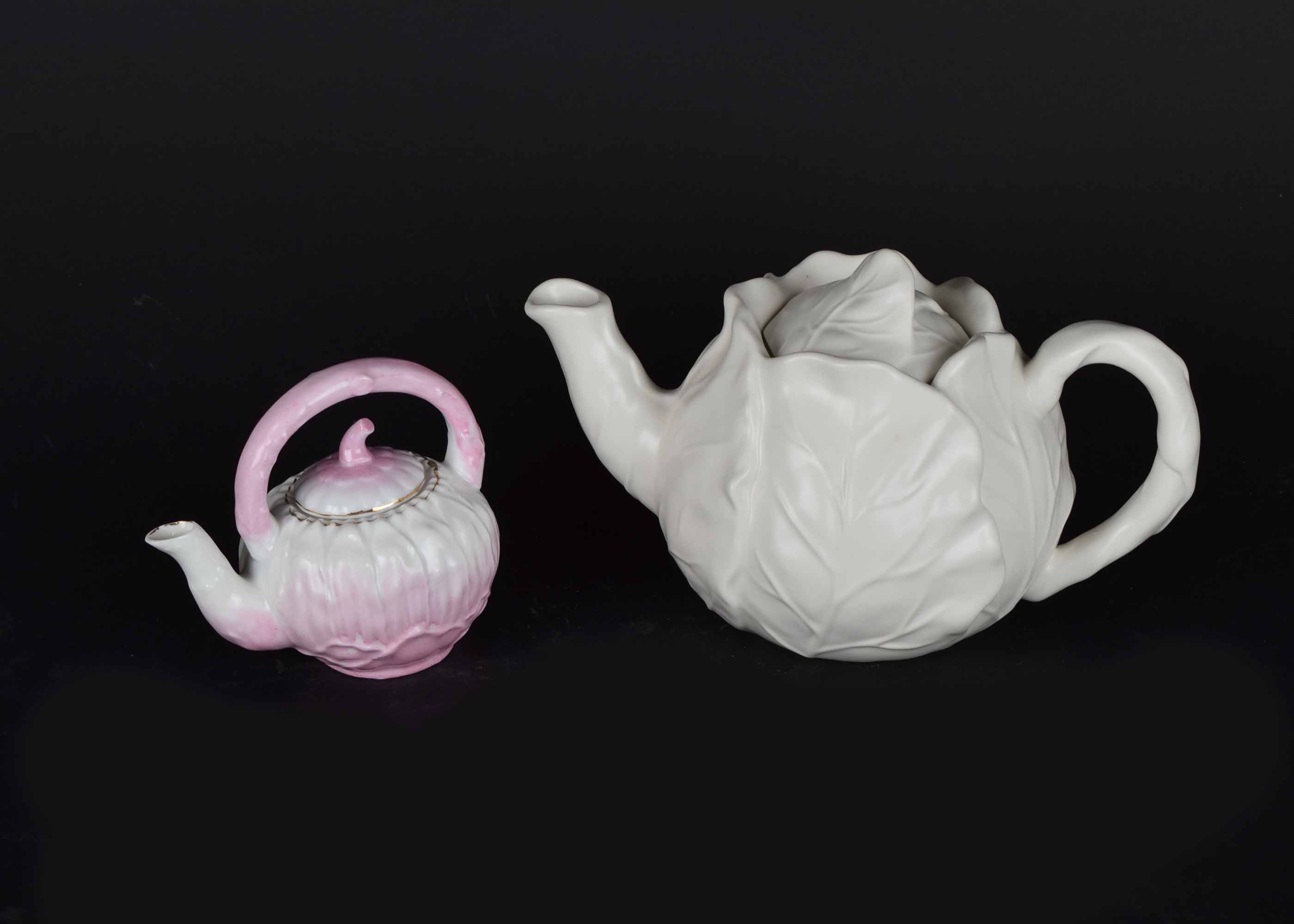 Cabbage Leaf Teapot Duo
