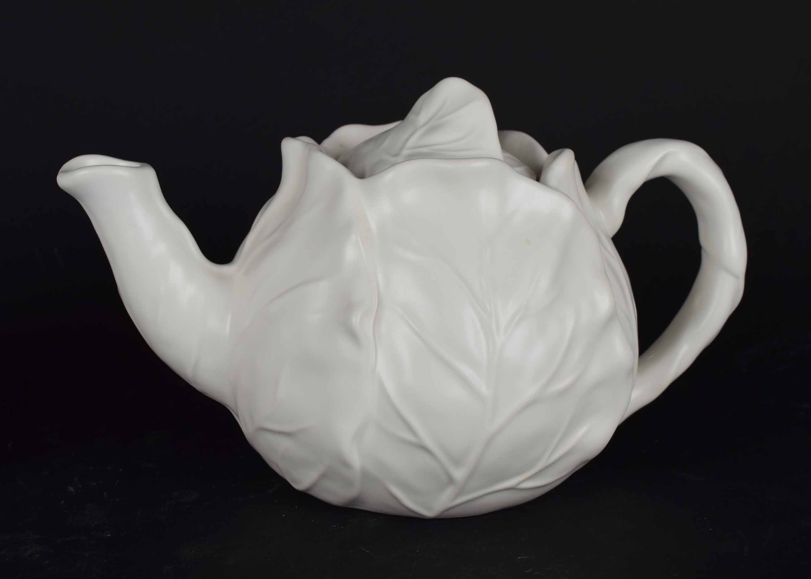 Cabbage Leaf Teapot Duo