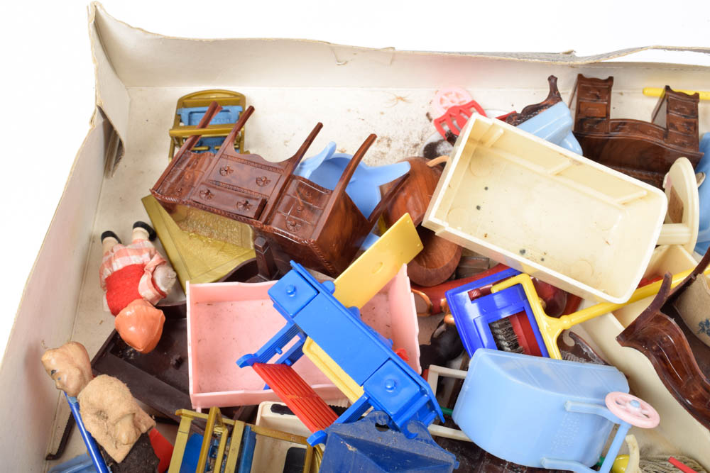 Vintage Cardboard Dollhouse and Dollhouse Furniture