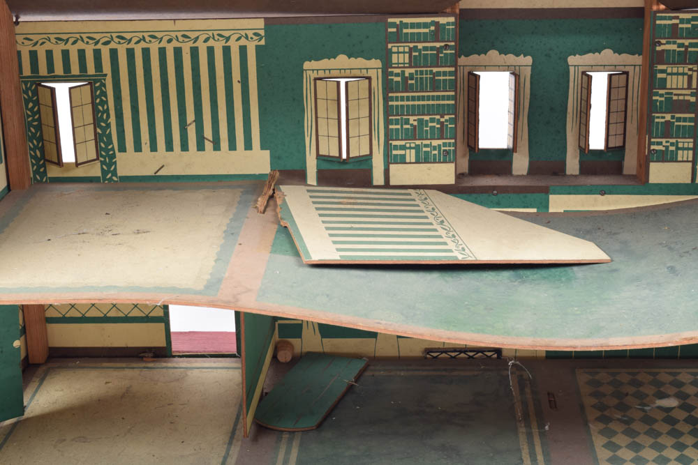 Vintage Cardboard Dollhouse and Dollhouse Furniture