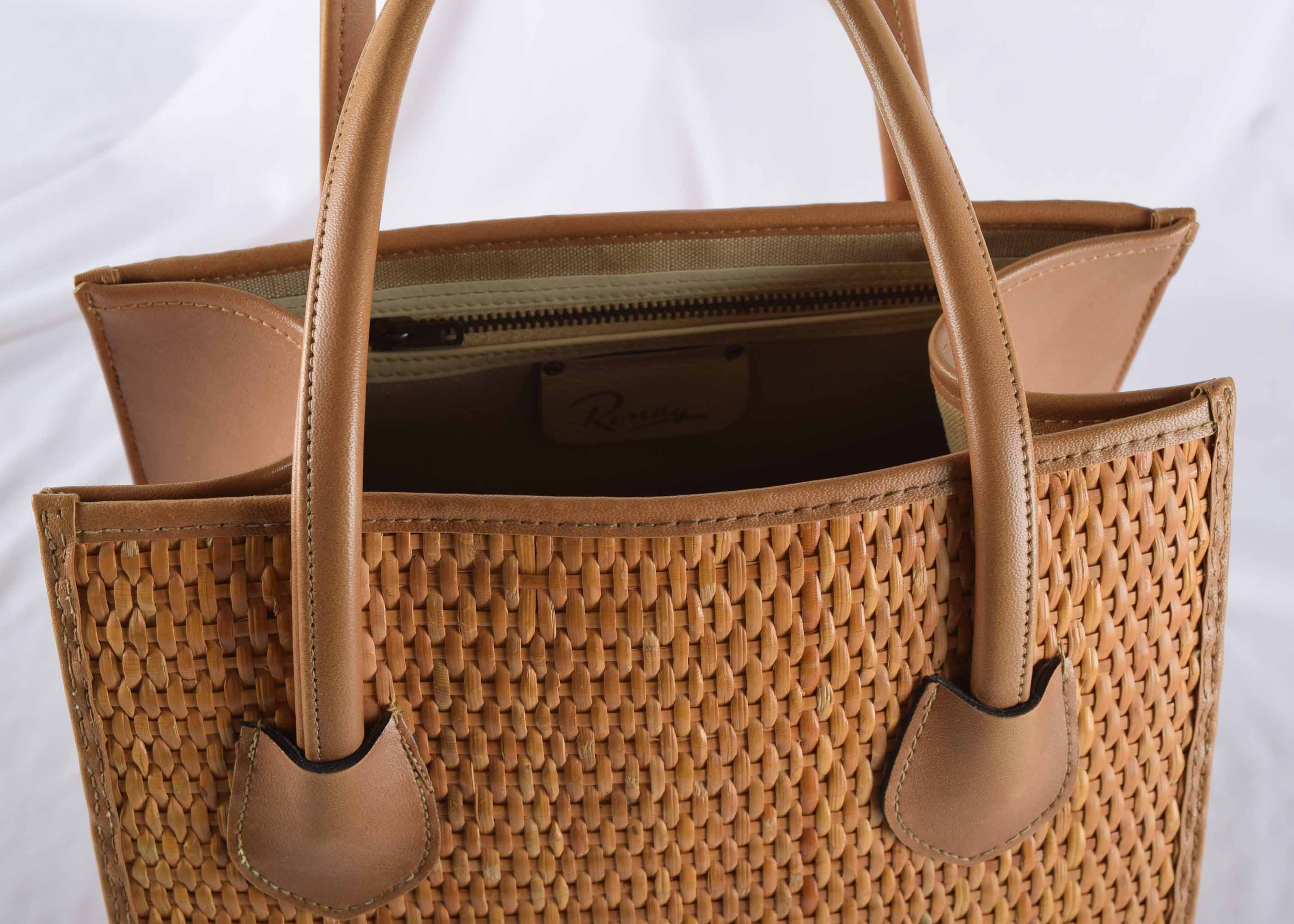 Ladies' Handbag Group