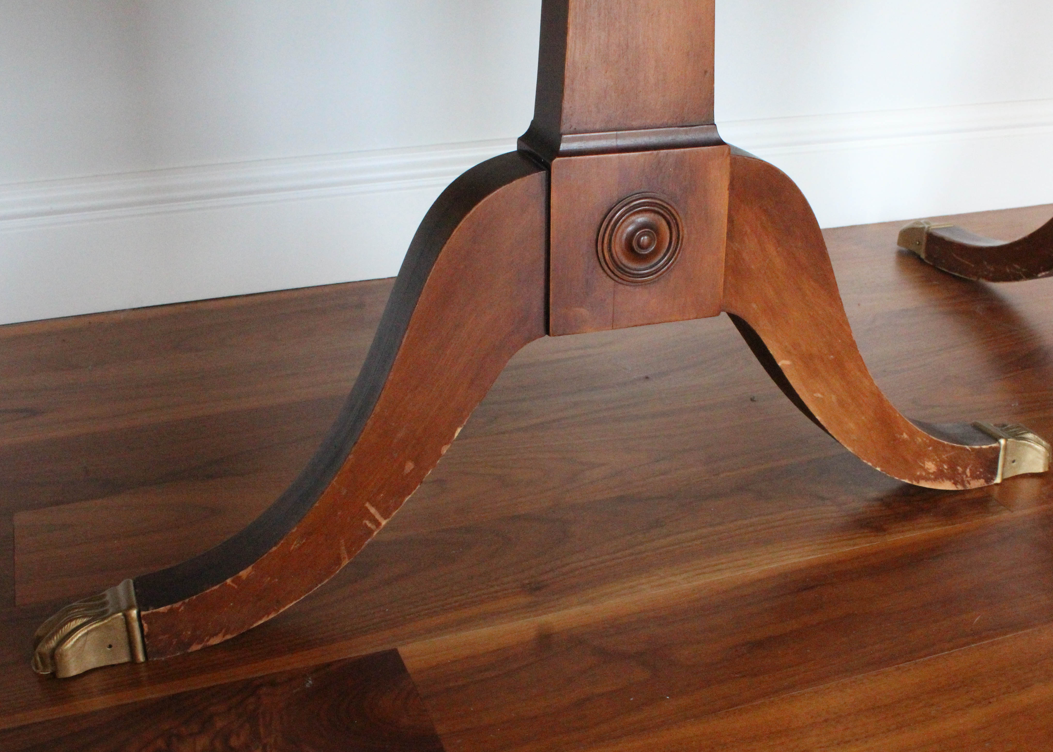 Imperial Grand Rapids Dining Room Table