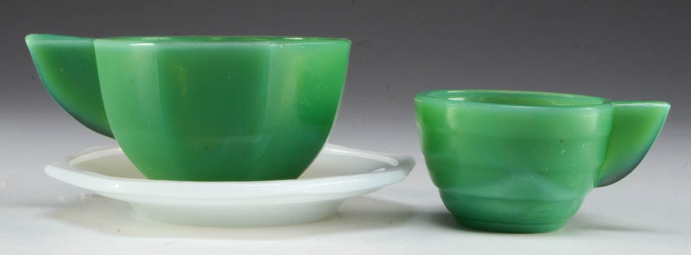 Assorted Akro Agate Children's Tea Set Pieces