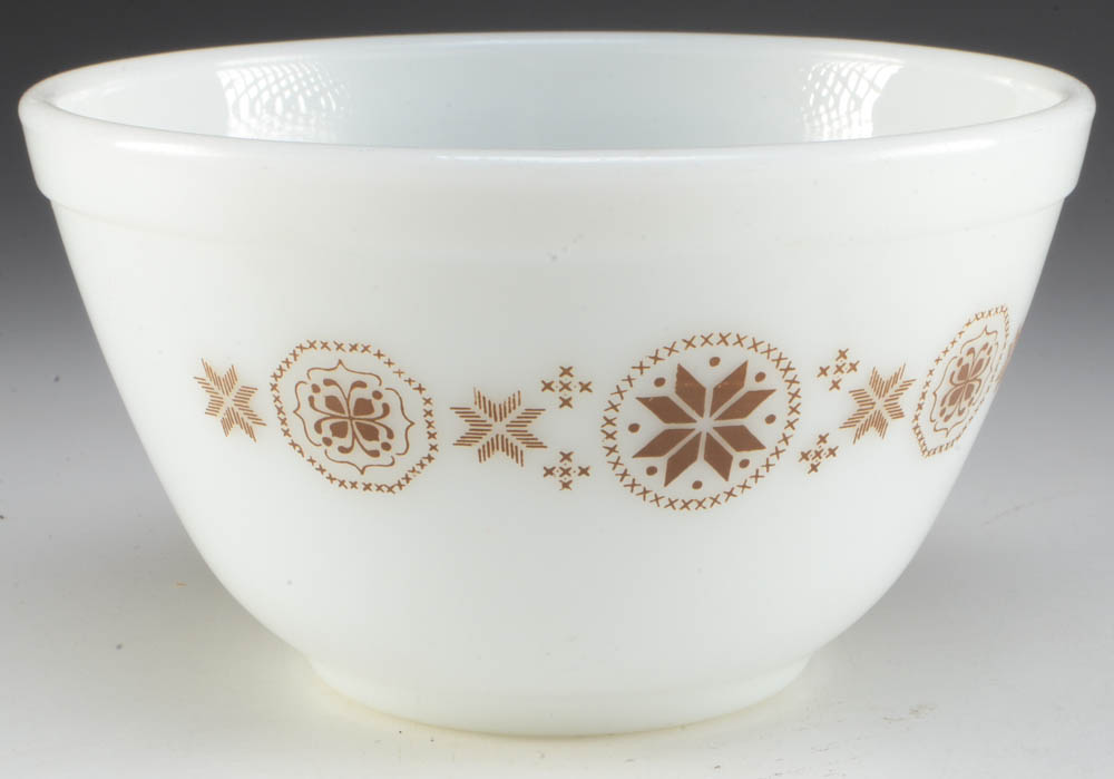 Pyrex "Crazy Daisy" and "Quilt" Mixing Bowls
