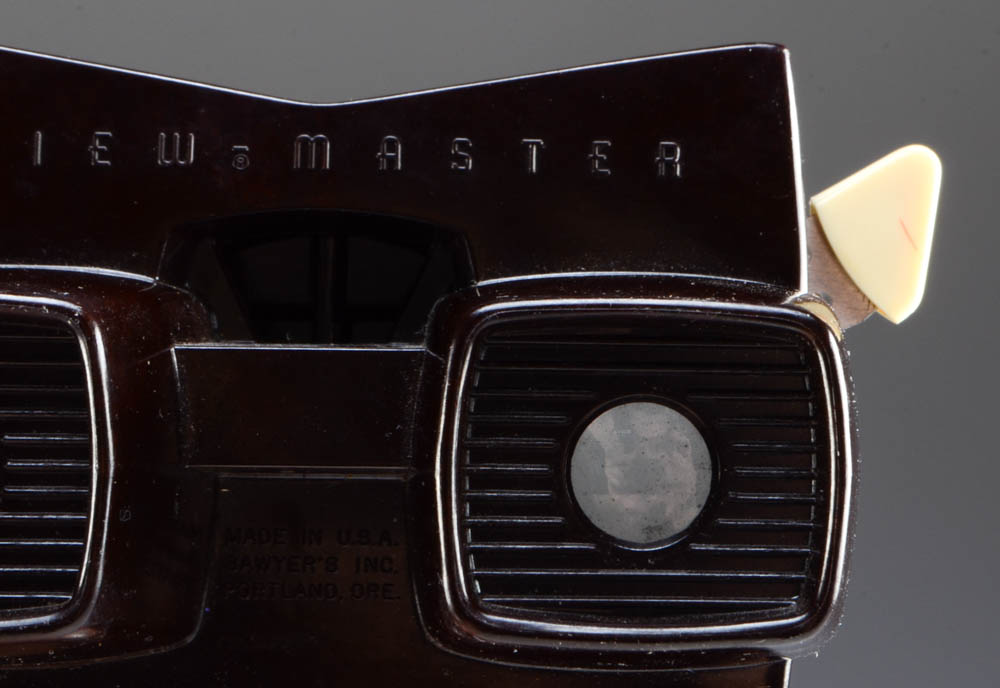 Pair of View-Masters With Six United States Space Travel Photo Discs