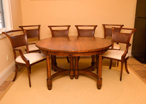Henredon Dining Table with Six Chairs