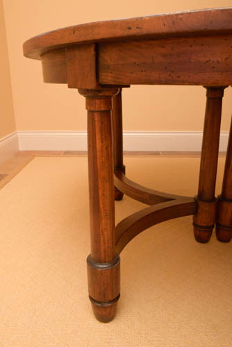 Henredon Dining Table with Six Chairs