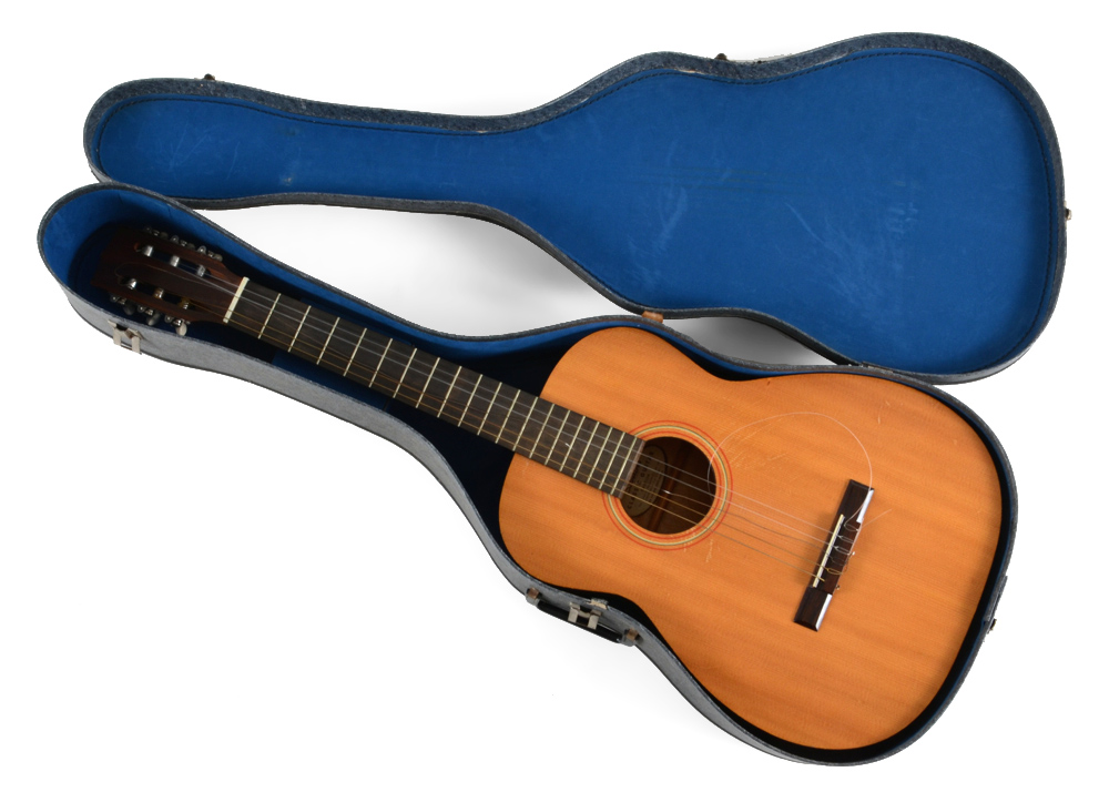 Silvertone Classic Guitar