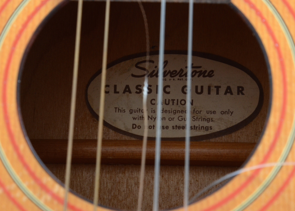Silvertone Classic Guitar