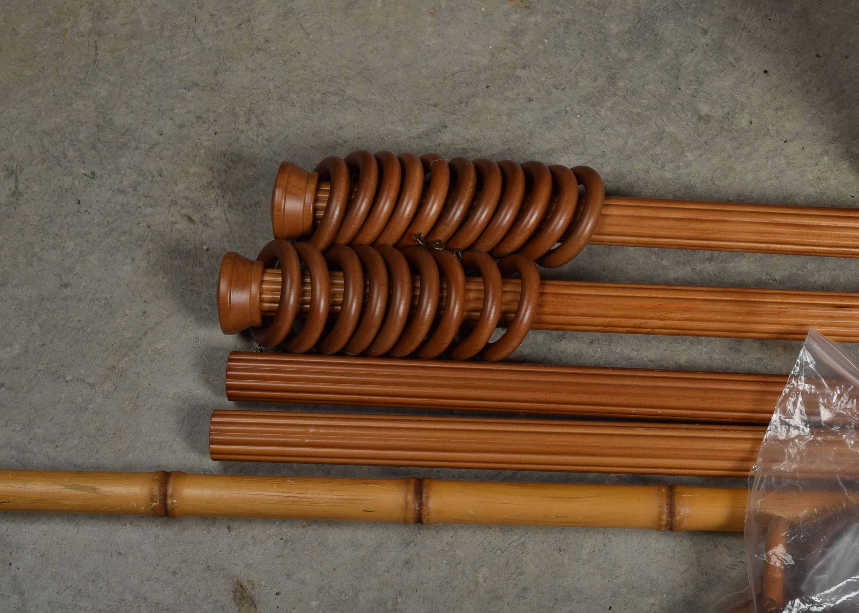 Curtain Rods, Rings and Brackets Group