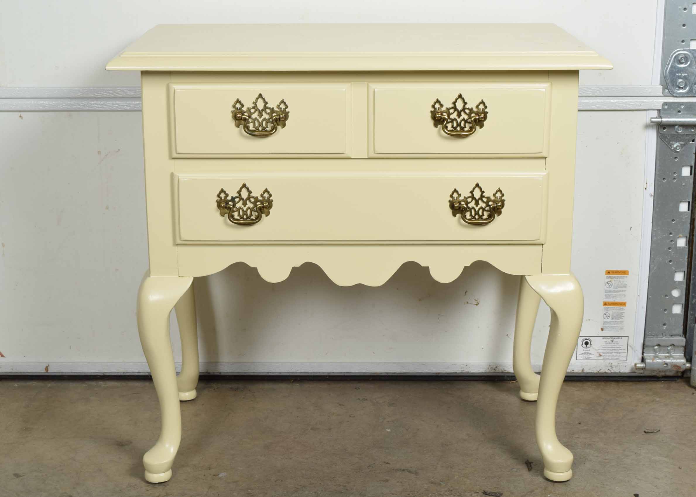Thomasville Yellow French Provincial Side Table