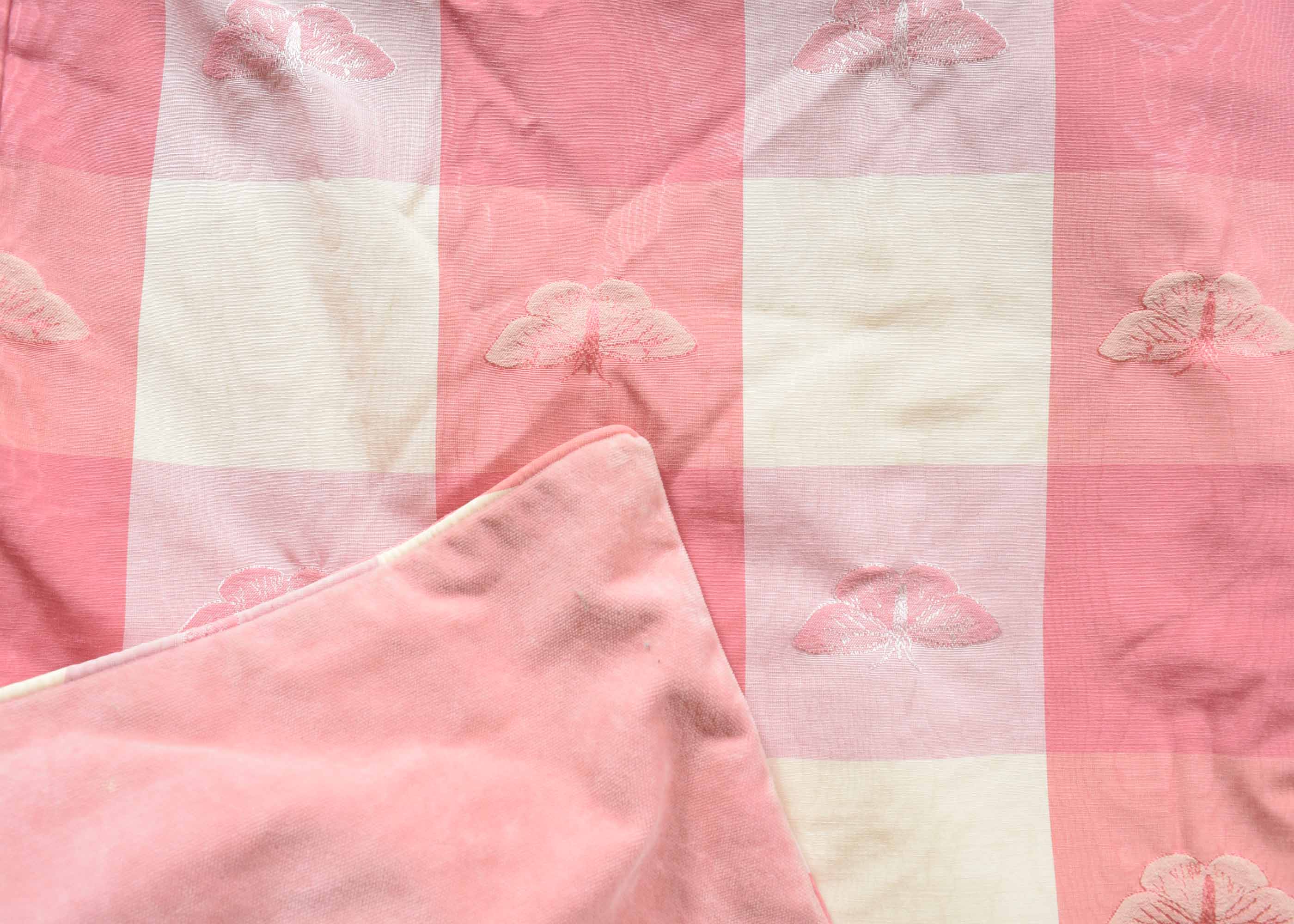 Rose and Cream Check Duvet Cover, Comforter and Two Shams