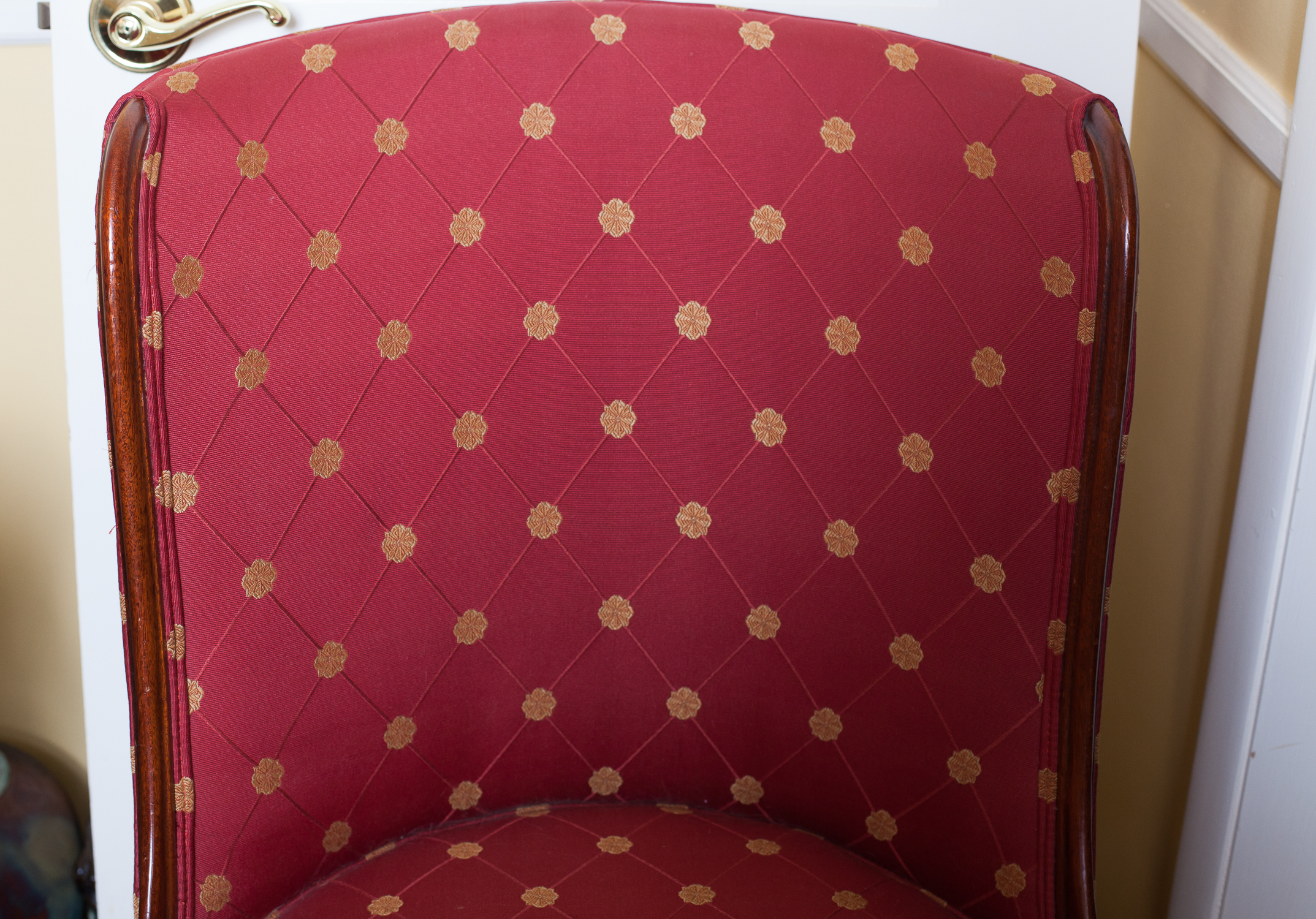 Duncan Phyfe Reproduction Mahogany Dining Table and Chairs