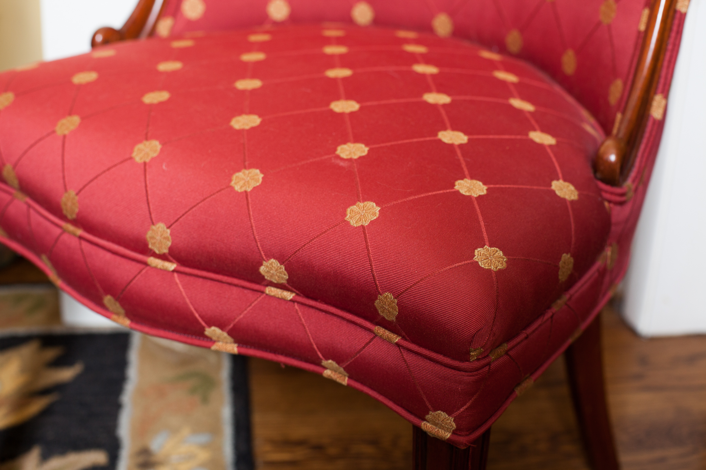 Duncan Phyfe Reproduction Mahogany Dining Table and Chairs