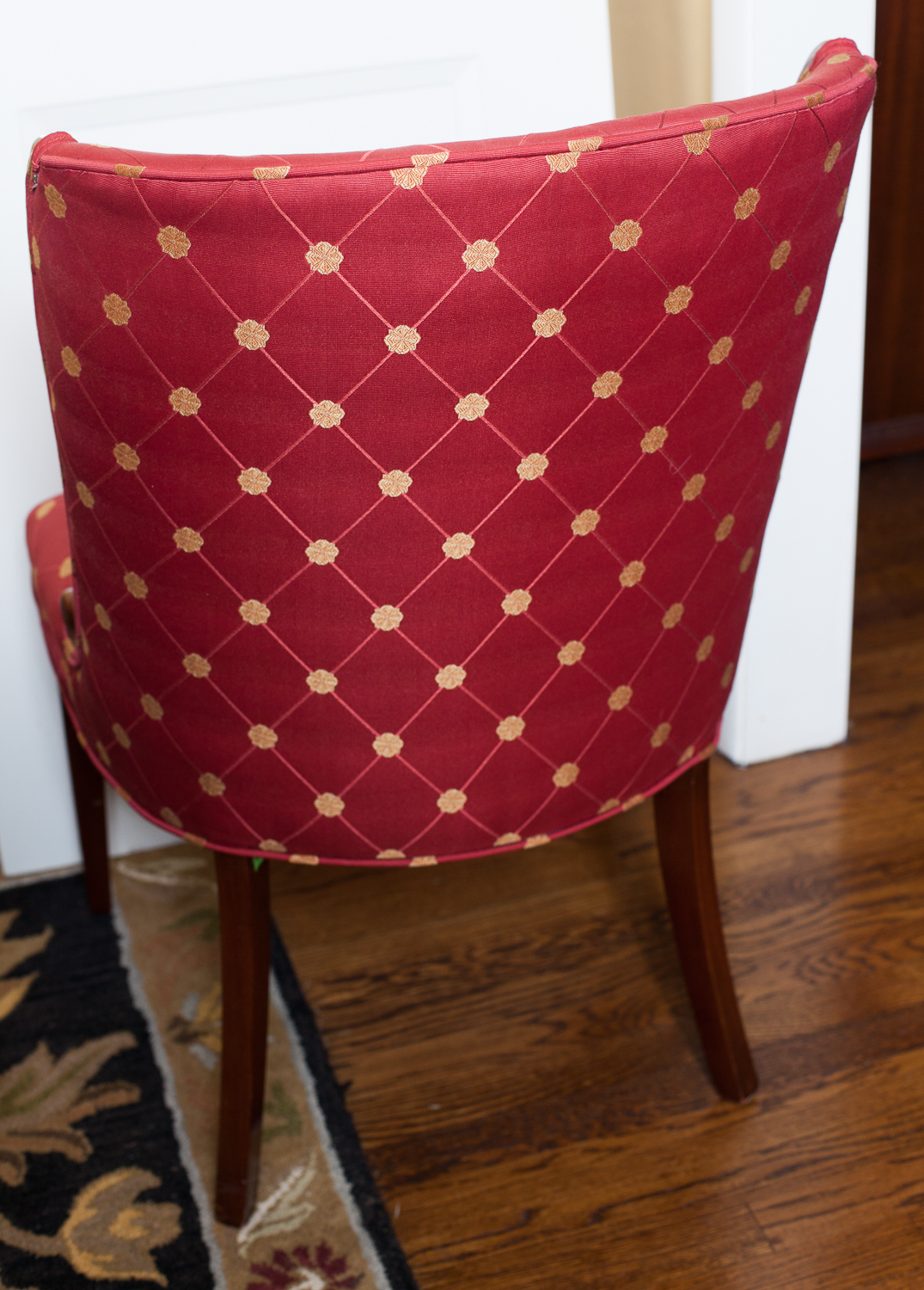 Duncan Phyfe Reproduction Mahogany Dining Table and Chairs