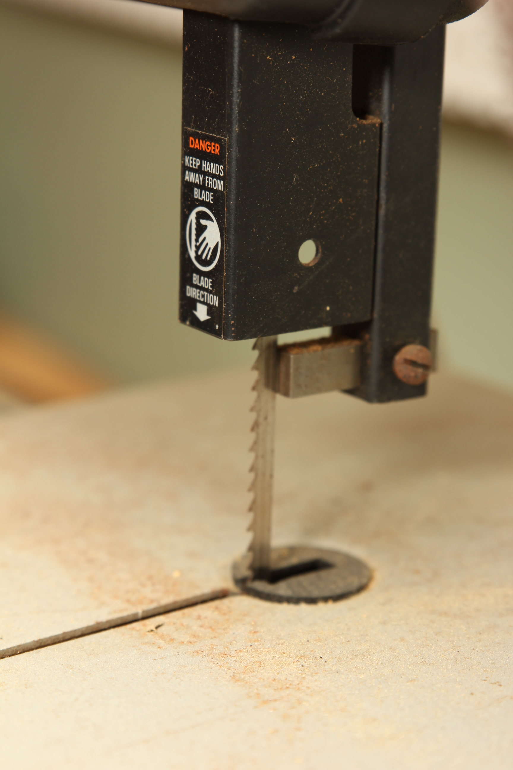 Black & Decker 7.5" Power Band Saw