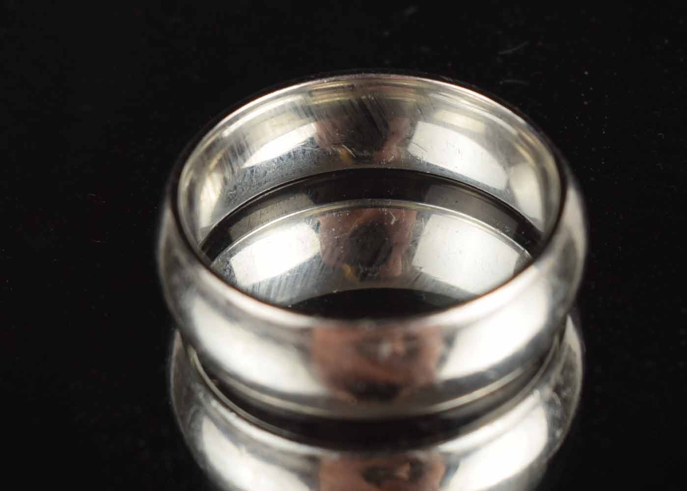 Ladies' Platinum Wedding Band