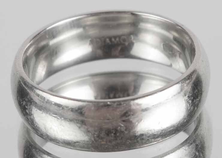 Ladies' Platinum Wedding Band