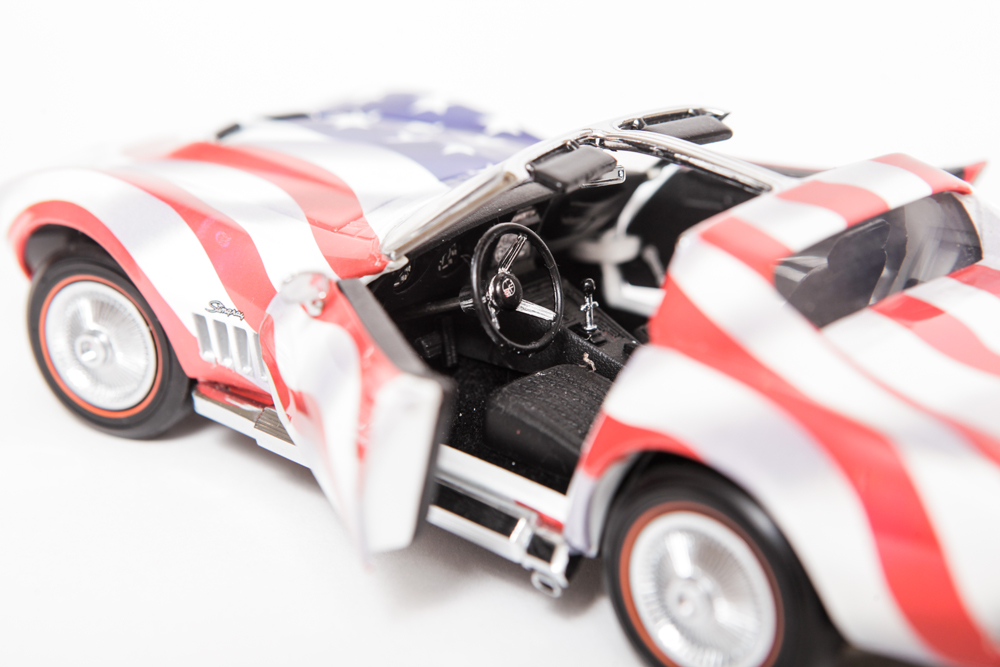 'Stars & Stripes' Corvette Stingray Limited Edition Model