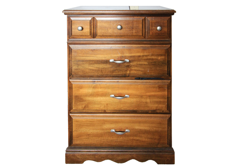 Lea The Bedroom People Four Drawer Dresser