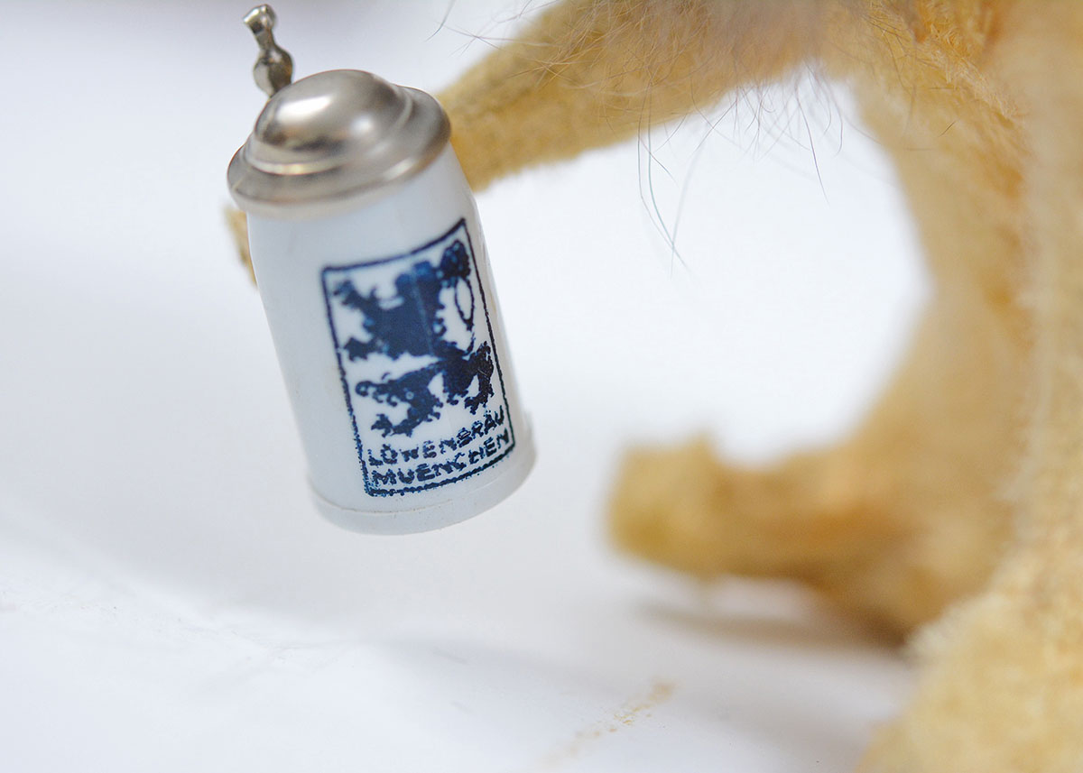 Vintage German Made EMO Brand Wind up Drinking Real Fur Lion