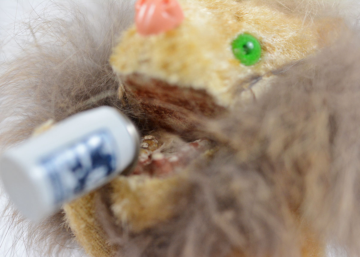 Vintage German Made EMO Brand Wind up Drinking Real Fur Lion