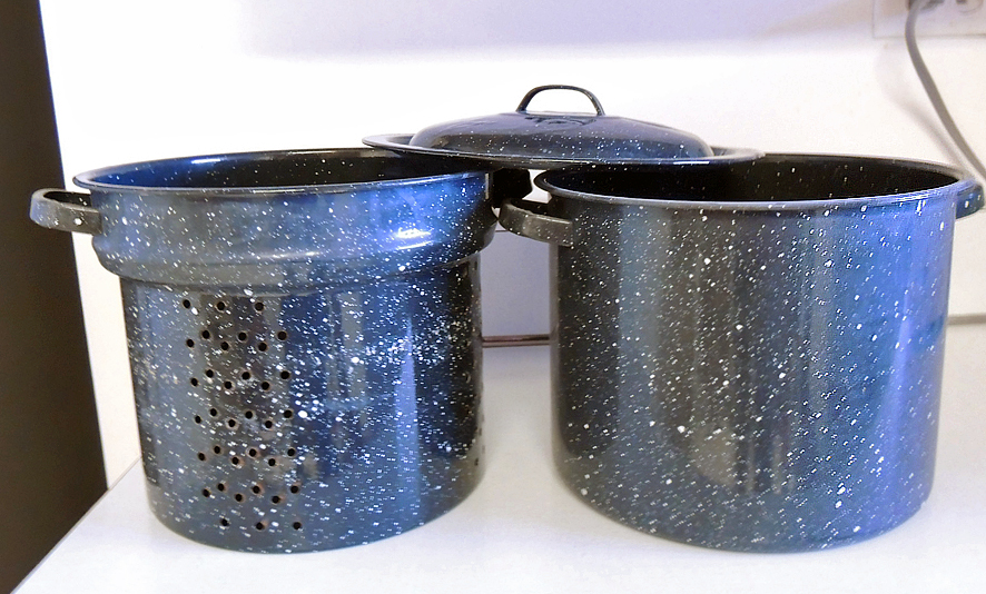 Large Assortment of Vintage Kitchen Items