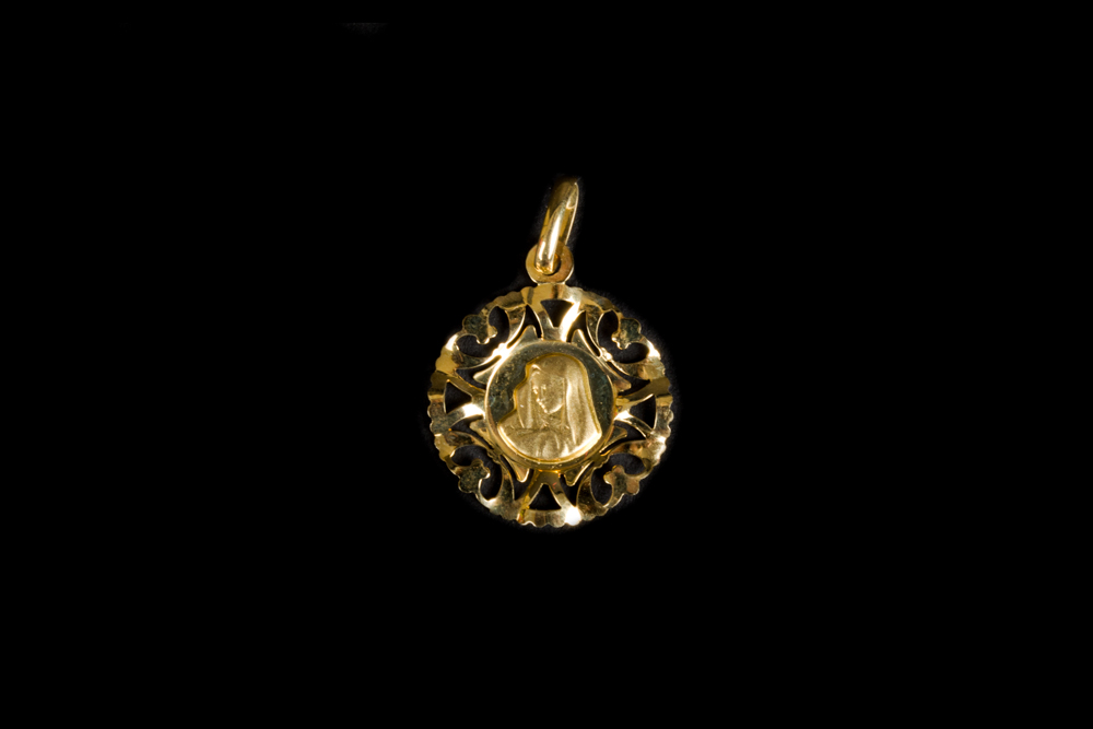 Italian 18K Gold Madonna Pendant